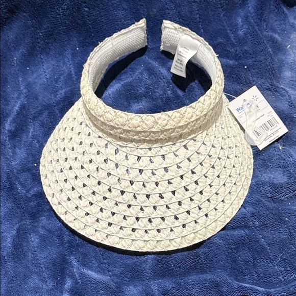 Accessories - Women's White Opp Straw Sun Visor